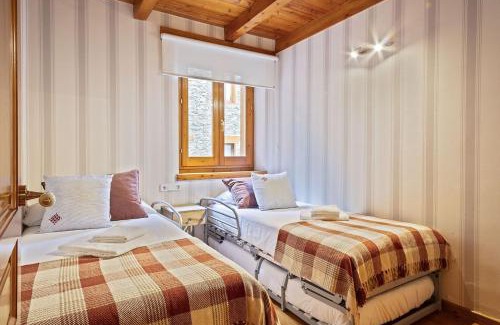 Salardu Apartment | Luderna - Apartamento con terraza Molières