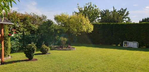 Balatonfured Apartment | Ludika Vendégház
