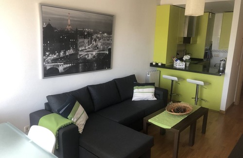 Platina Apartment | Luis Vives accommodation, next to University campus