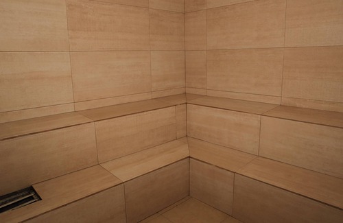 Quito Apartment | Lujosa Suite Privada: Cama King y Piscina en Lugar Céntrico y Seguro