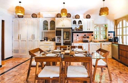 Playacar Fase I Apartment | Lujoso Apartamento Playacar F1 a metros del mar