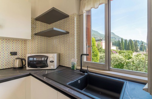 Gardone Riviera Apartment | Lukas Lake View & parking place, Gardone Riviera, Italy