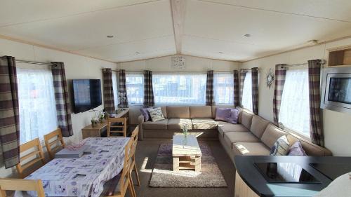 Selsey Apartment | Luke's Hideaway at Seal Bay Resort