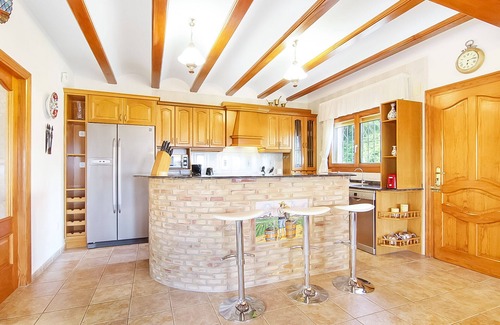 Empedrola Villa | Luksus villa med private pool, 3 km fra stranden