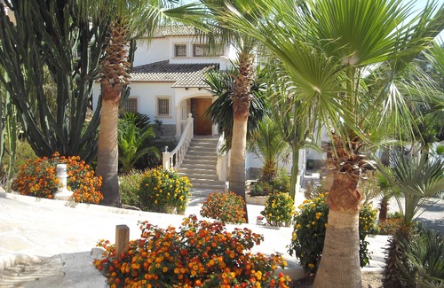 Empedrola Villa | Luksus villa med private pool, 3 km fra stranden