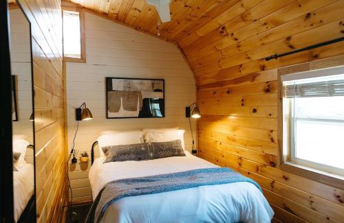 Pine Ridge House | "Lumber Lodge" - Comfy & Woodsy Stay in RRG/Auxier