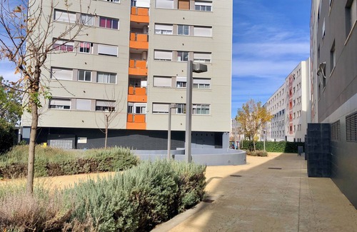 Alhendin Apartment | Luminous Apartment 5 minutes from Granada