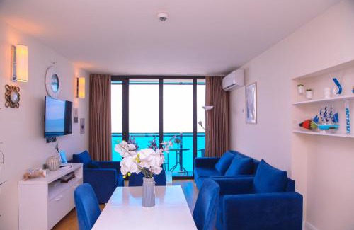New Boulevard Apartment | Lunamar Sea View Aparthotel in Orbi City Batumi