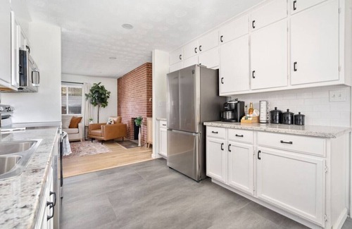 Sharon Heights Apartment | Lunar Landing Leap - 3BD, 1BA, 1 Car Garage