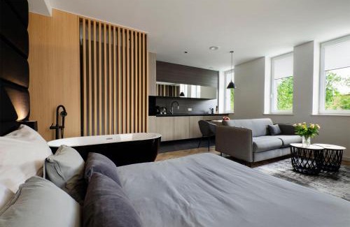 Lodz Apartment | LupoApartments z Klimatyzacją do wyboru z Jacuzzi Pole Dance Parking Dostęp na Kod