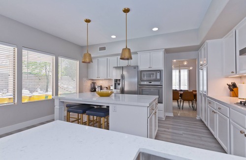 Indio House | Lush Desert Living - Walking distance to Coachella