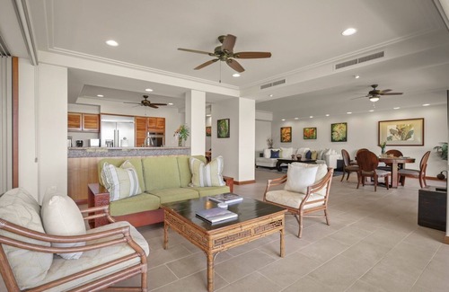 Kaupulehu Villa | Lush Oceanview Villa w/Hot Tub & AC - Fairwayfront at Hualalai: 3101 Kumukehu