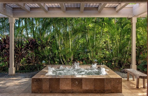 Kaupulehu Villa | Lush Oceanview Villa w/Hot Tub & AC - Fairwayfront at Hualalai: 3101 Kumukehu