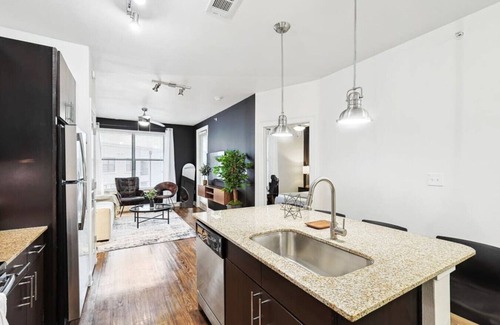 Frisco Apartment | Lux 1B w Pool Near Toyota HQ, The Star, Legacy Wes