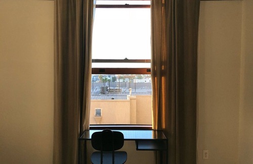 East Village Apartment | LUX APT next to CONVENTION CENTER/BEACH w/PARKING!