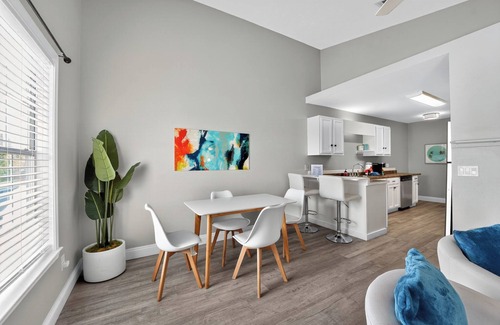 Biltmore Beach House | Lux Beach Access Min to Hospital Grill & Patio