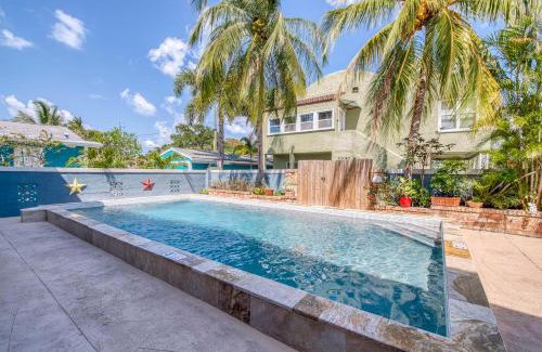 Lake Worth House | Lux Life - Pool, Sauna, Chill Vibes