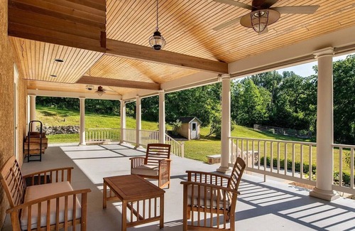 Phoenixville House | Lux Retreat with Stunning Views & Ultimate comfort