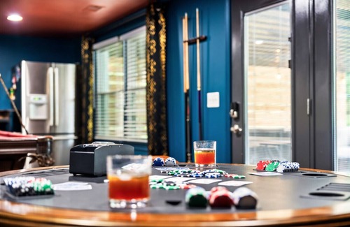 Frankfort House | #LuxBourbon-*Heated Pool, HotTub