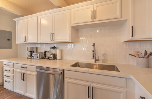 The Village Villa | LUXE - Alpine Villa with Lake View and Walking to Village - Big Bear