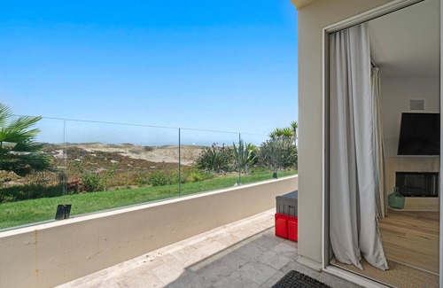 Playa Del Rey Condo | Luxe Beachfront Beauty with easy access to Sofi and LAX