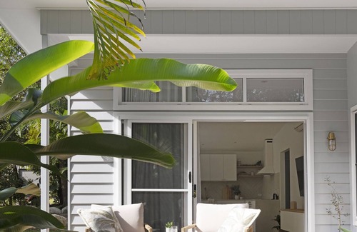 Doonan House | Luxe Bungalow in Noosa Hinterland