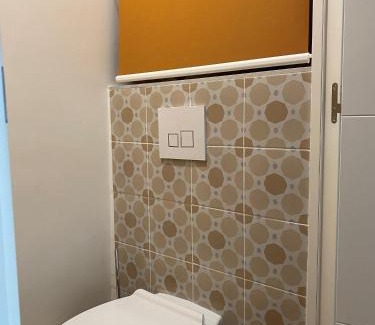 Sete Apartment | Luxe & Confort, Spacieux, Neuf, Clim et Central