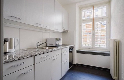 Enge Apartment | Luxe Enge 2BR w/Shared W/D, near Local Market & Old Town, by Blueground