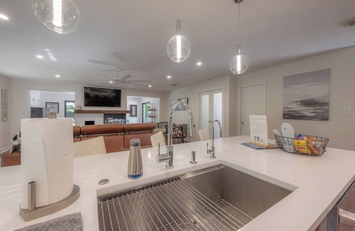 Beach Park Villa | Luxe Executive Home HEATED Pool, Outdoor Fireplace,Guesthouse!