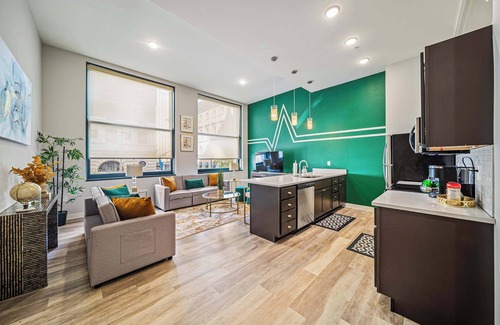 Gateway District Apartment | Luxe Flat w/Heated Pool & Sauna Gym Heart of DT