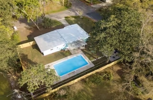 Gainesville House | Luxe Getaway with Pool + Firepit