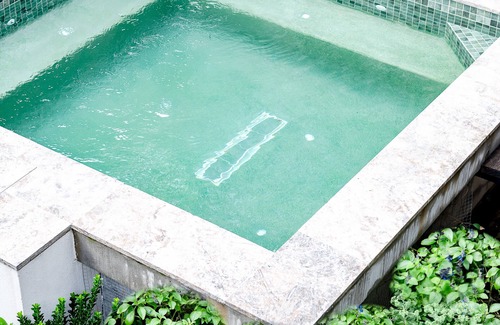 The Hill House | Luxe historic six-bedroom house in heart of Newcastle - Pay 3, Stay 4*