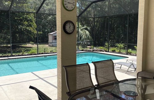 Lecanto House | Luxe Home in Lecanto Florida with Pool and Jacuzzi Tub