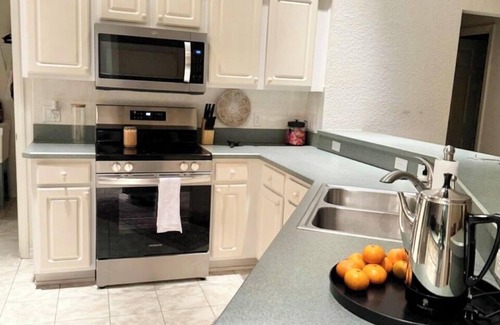 Dunnellon House | Luxe home less than 1 mile from the Rainbow River! Float, kayak, swim & hike!
