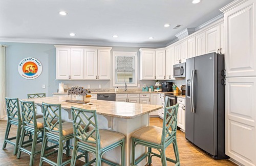 Ash House | Luxe Home w/Htd Pool,50 Steps to Beach,Elevator,Putting Green