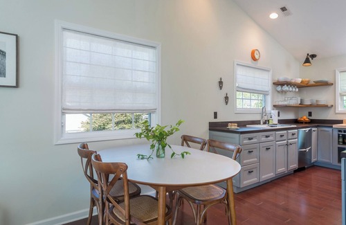 Black Mountain Apartment | Luxe Loft | Pet-friendly & 5 Minutes from Town!