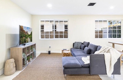 Hialeah House | Luxe Private Hialeah Getaway Near Downtown Miami!