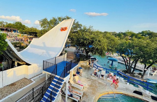 Lower Basin Lake Travis House | Luxe Ranch Vibe in Austin-5 BR, Views, Pools, Trails, Deck, Fire Pit, Near Lakes