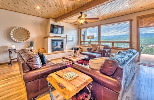 Ruidoso House | Luxe Ruidoso Home with Hot Tub and Mountain Views