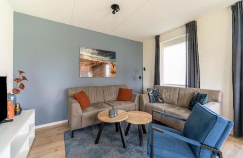 Scherpenisse House | Luxe Stay with Sauna & Garden