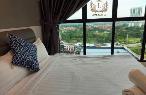 Bukit Indah Hotel | Luxe Suites at Skyloft