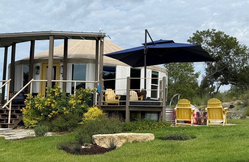 Dripping Springs Cottage | Luxe Yurt Experience Pet Friendly Dripping Springs