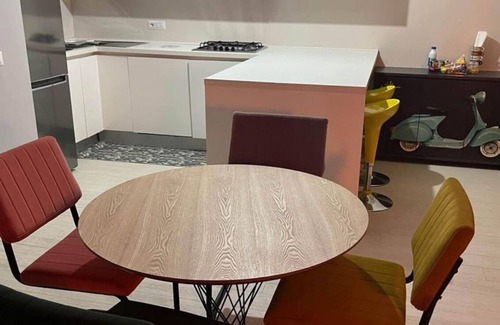 Crotone House | Luxro Home