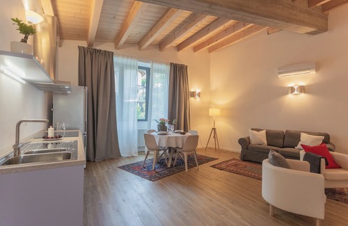San Fermo della Battaglia Villa | Luxury Apartments in Villa Cardinal Ciceri