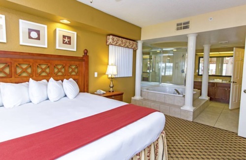 Florida Central Atlantic Coast Hotel | Luxurious 2 Bedroom condo ,Sleep 8 at West gate Lake Resort