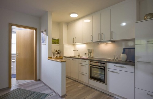 Oberaudorf Apartment | Luxurious 2 room apartment with south balcony sauna swimming pool