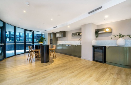 Phillip Apartment | Luxurious 2BR Escape with Exceptional Amenities
