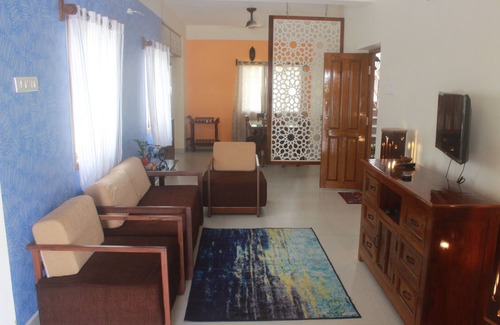 Kalapettai Apartment | Luxurious 3 BHK apartment in french quarter close to promenade beach(6 guests)