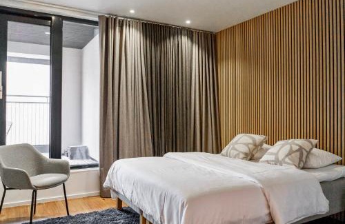 Kamppi Apartment | Luxurious 3-Br Apt with Balcony