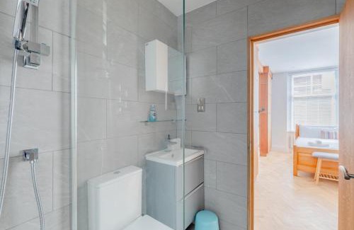 Chelsea Riverside Apartment | Luxurious 3BD Flat on Kings Road Heart of Chelsea